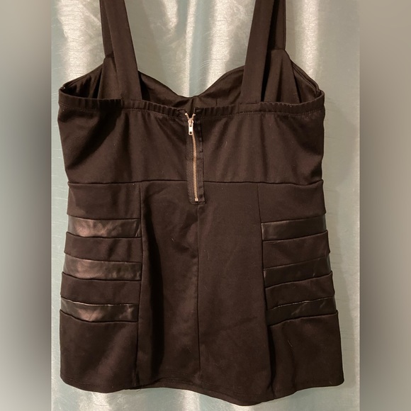 Torrid Tank - Picture 2 of 3